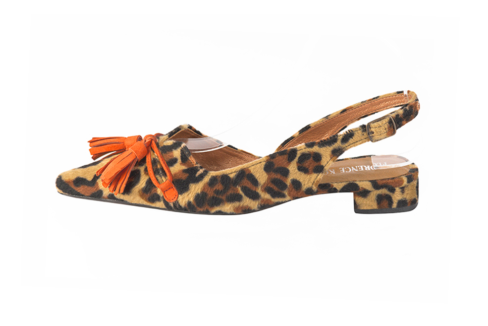 Women's animal print and clementine orange elegant slingback heels, with a bow on the front. Pointed toe. Flat flare heels - Profile view